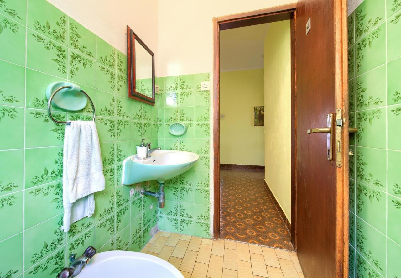 Apartments Petra Крк Екстер'єр фото